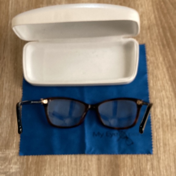 DIANE VON FURSTENVERG - Picture 4 of 16